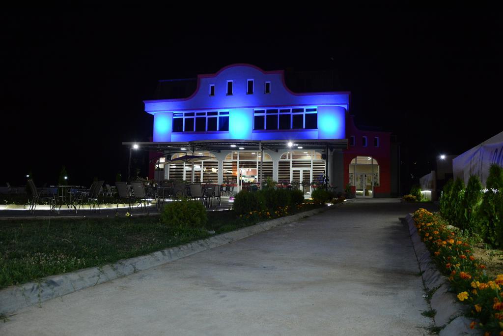 Villa Grand Bitola Buitenkant foto